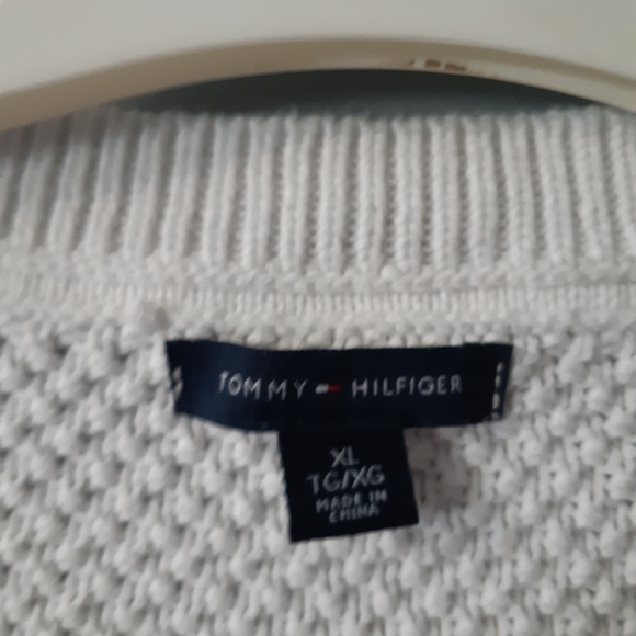 Tommy Hilfiger Size XL Knitted Sweater - Picture 4 of 10